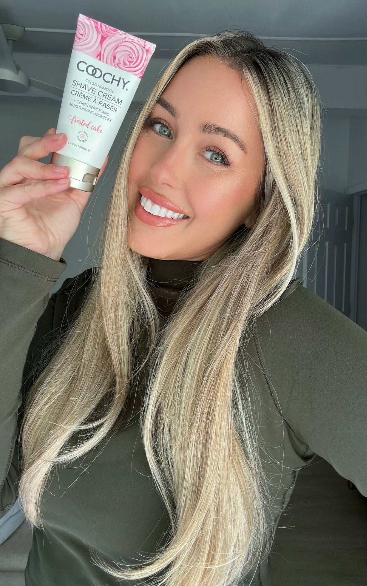 Frosted Cake Hydrating Shave Cream
